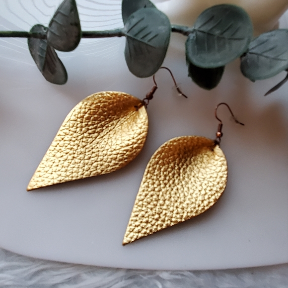 i4 NEW Gold Genuine Leather Leaf-Cut - Picture 5 of 6